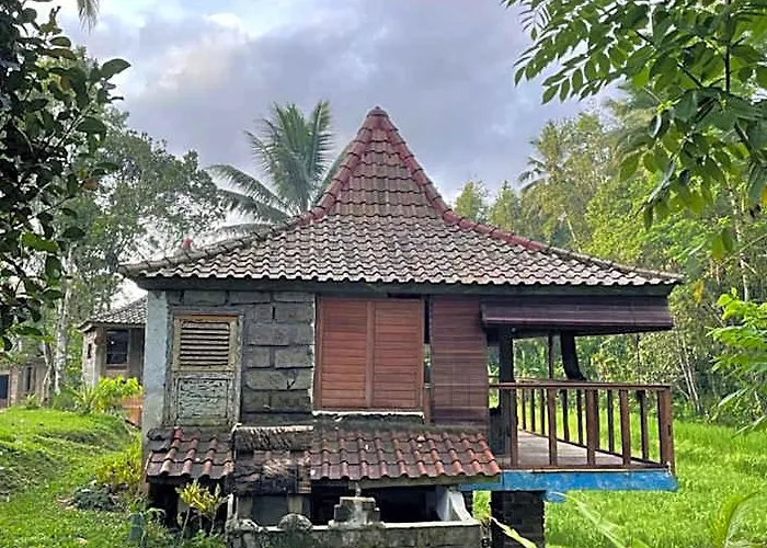 Oemah Tepi Sawah ロッジ